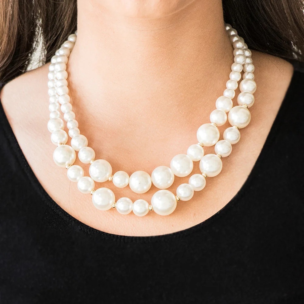 💕5 For$15 Paparazzi The More The Modest White Pearl Necklace and Earring Set